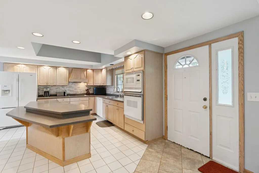 107 Kennebunk Road Alfred ME 04002