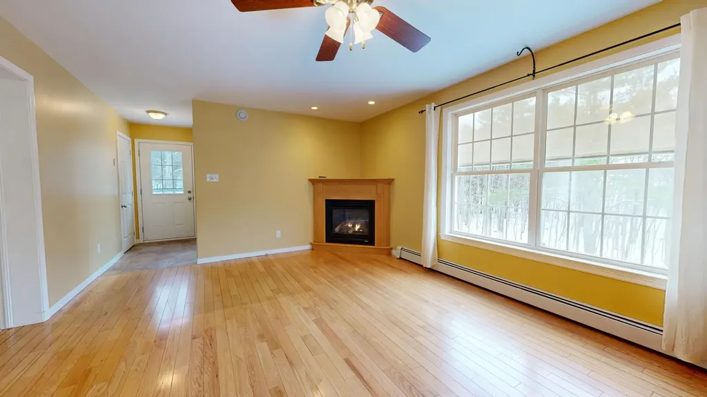 233 Middle Street Farmington ME 04938