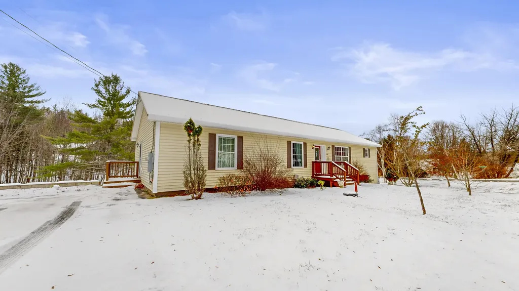 233 Middle Street Farmington ME 04938