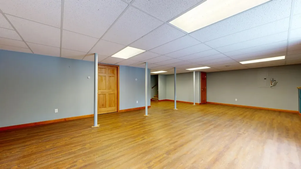 233 Middle Street Farmington ME 04938