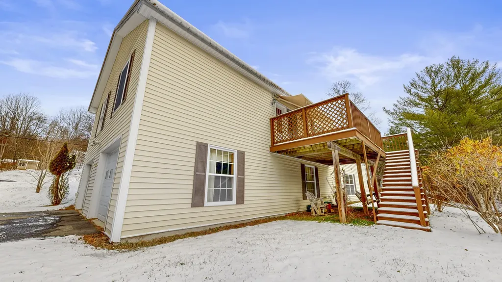 233 Middle Street Farmington ME 04938