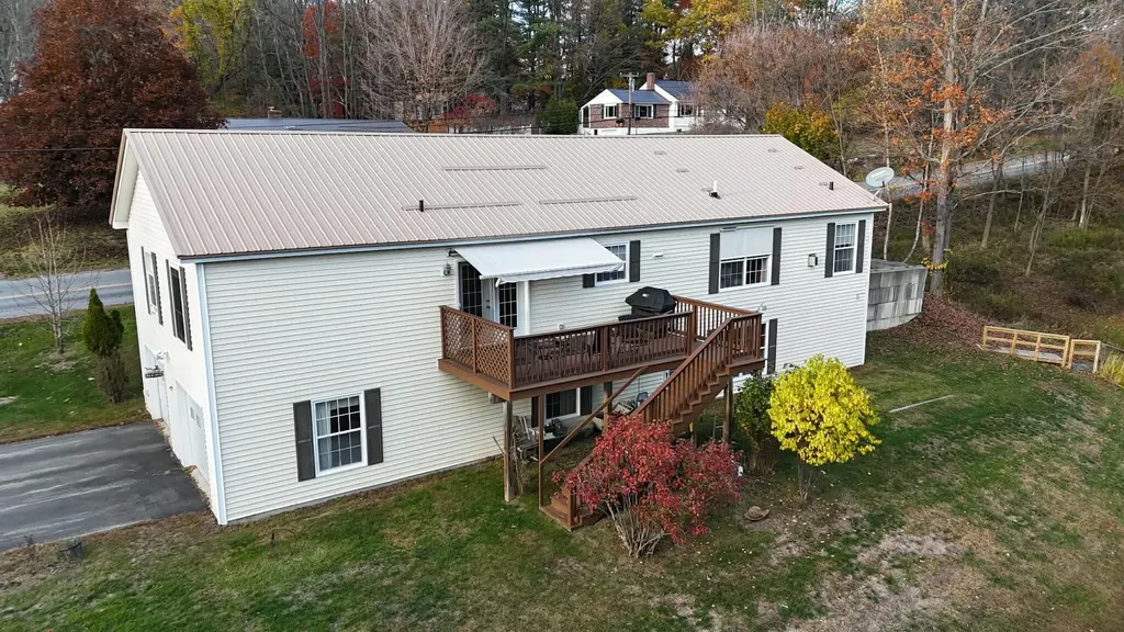 233 Middle Street Farmington ME 04938