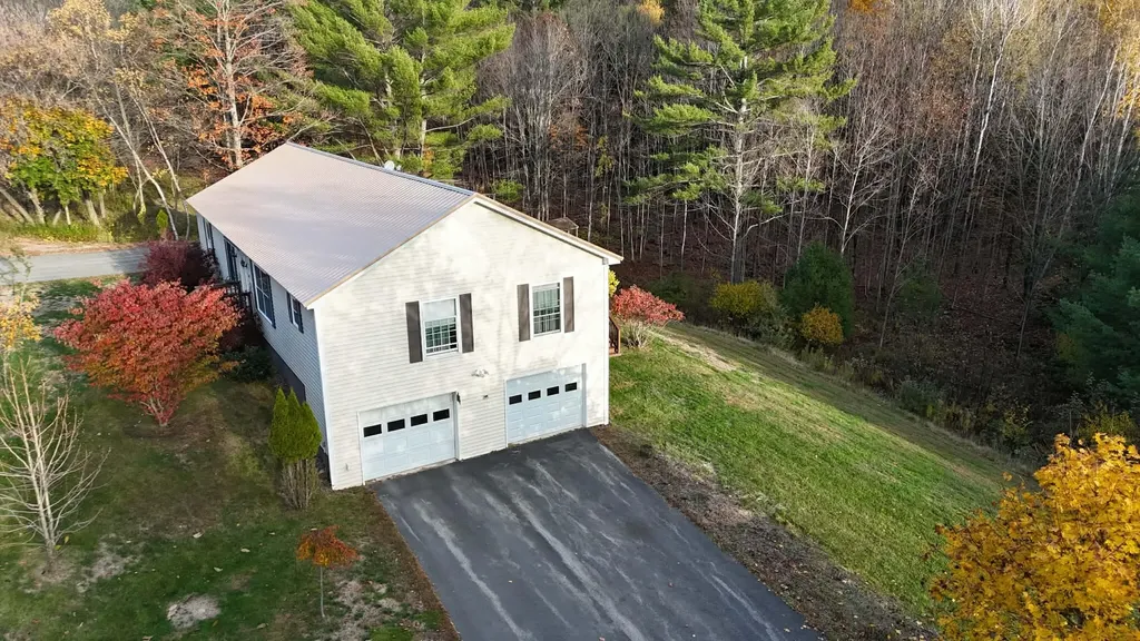 233 Middle Street Farmington ME 04938