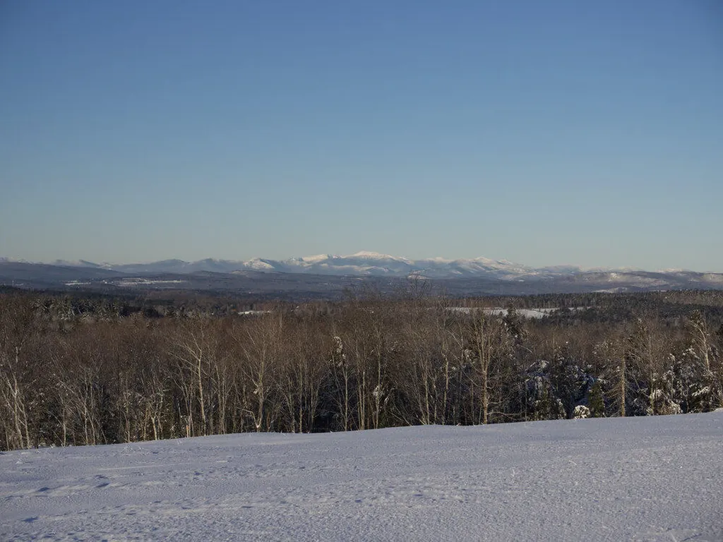 4 High Ridge Road Paris ME 04281