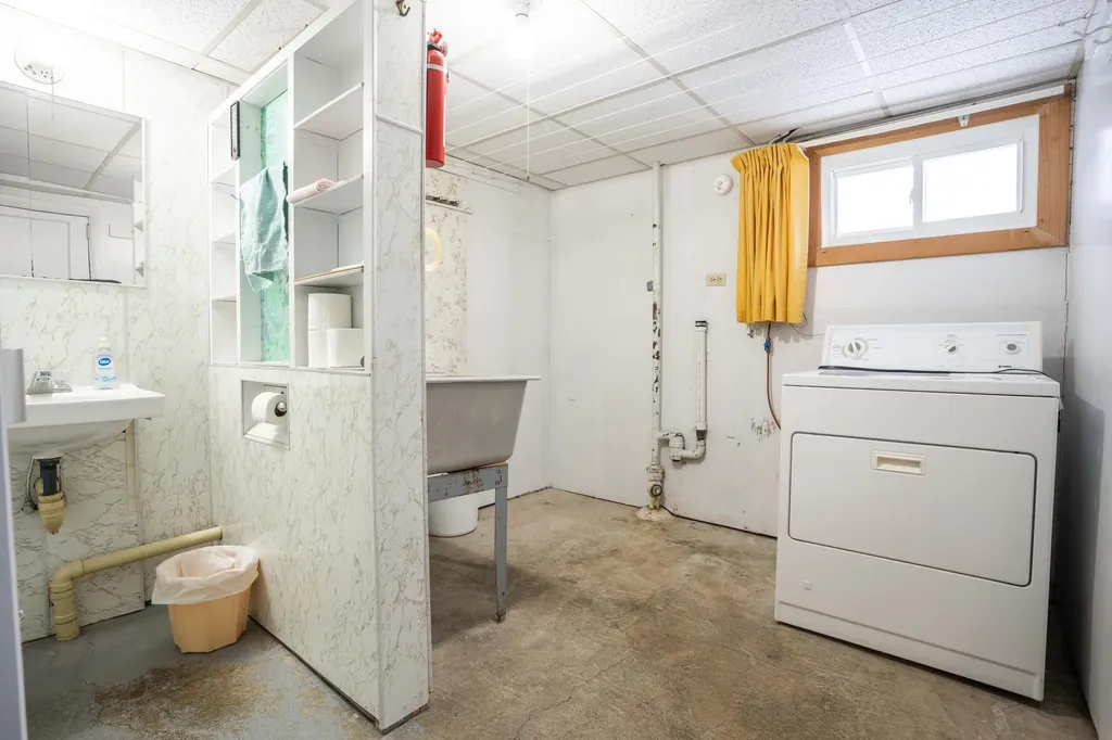 13 Cone Street East Millinocket ME 04430