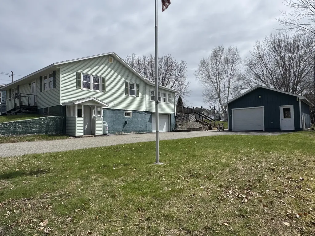 13 Cone Street East Millinocket ME 04430