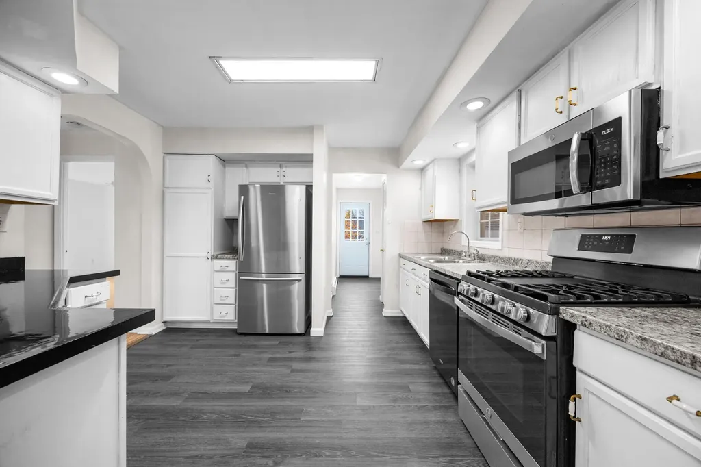 202 Pearl Street Bangor ME 04401