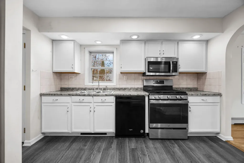 202 Pearl Street Bangor ME 04401