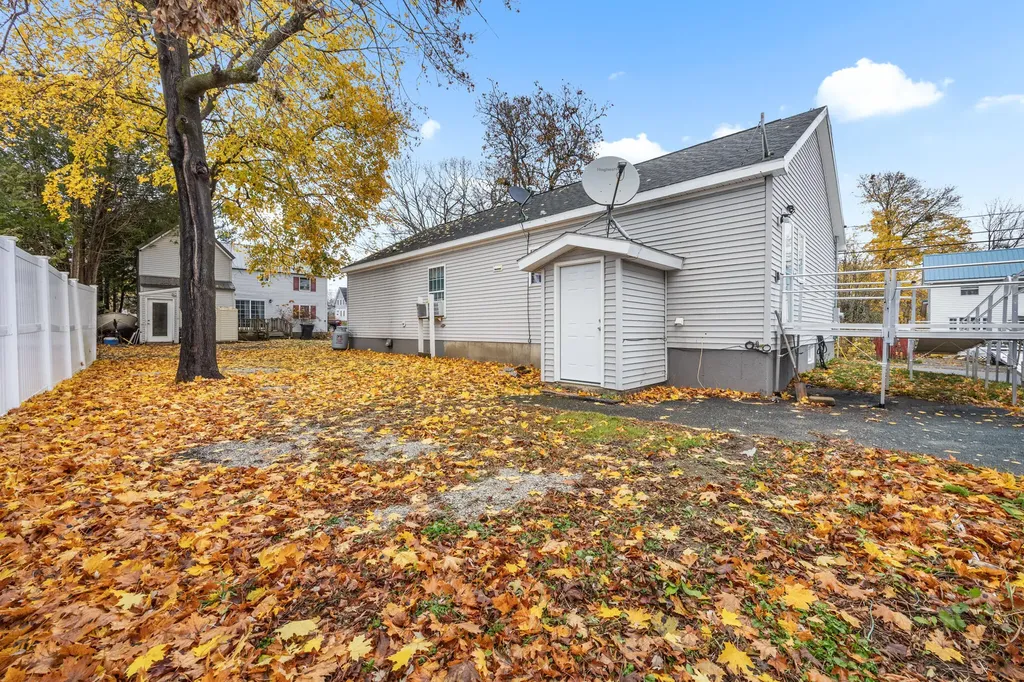 202 Pearl Street Bangor ME 04401