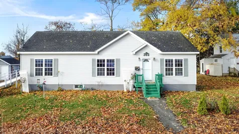 202 Pearl Street Bangor ME 04401