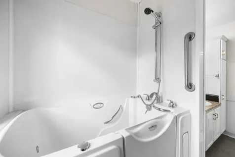 202 Pearl Street Bangor ME 04401