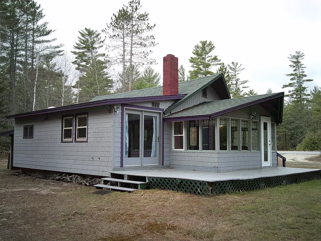 35 Mcintire Road Waterford ME 04088