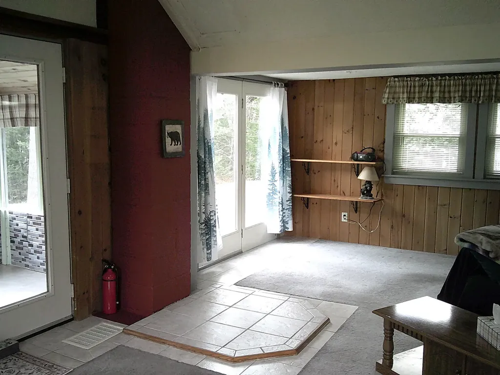 35 Mcintire Road Waterford ME 04088