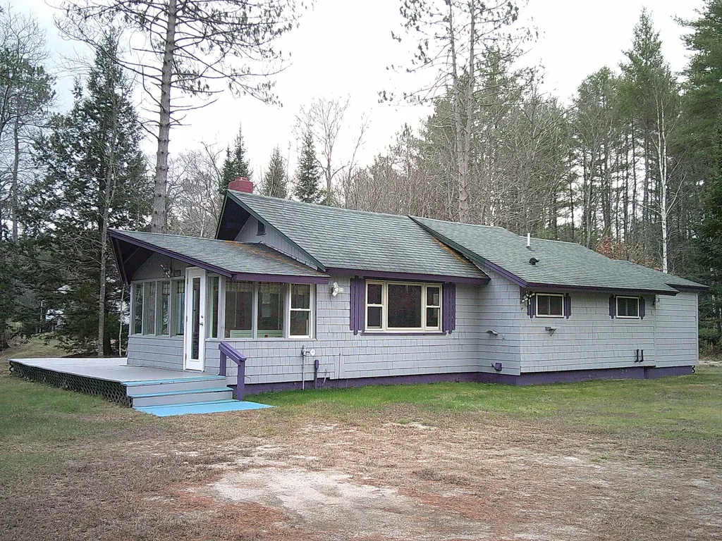 35 Mcintire Road Waterford ME 04088