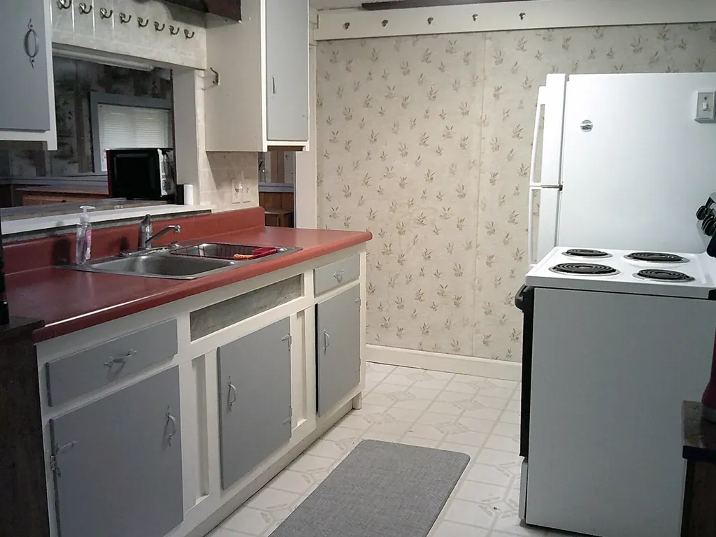 35 Mcintire Road Waterford ME 04088