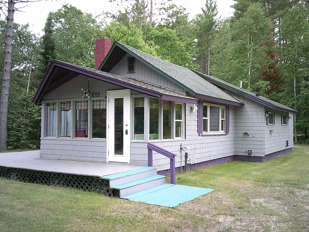 35 Mcintire Road Waterford ME 04088
