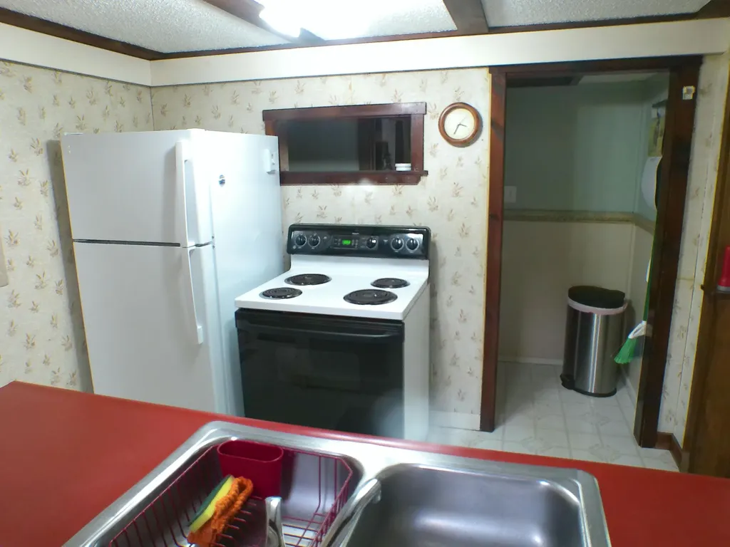 35 Mcintire Road Waterford ME 04088