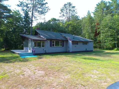 35 Mcintire Road Waterford ME 04088