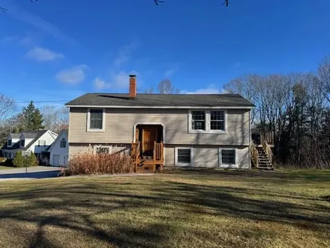 31 Hillcrest Drive Hermon ME 04401
