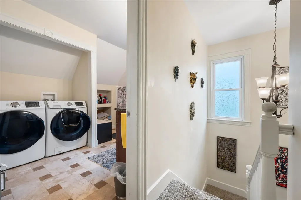 219 Brunswick Avenue Gardiner ME 04345