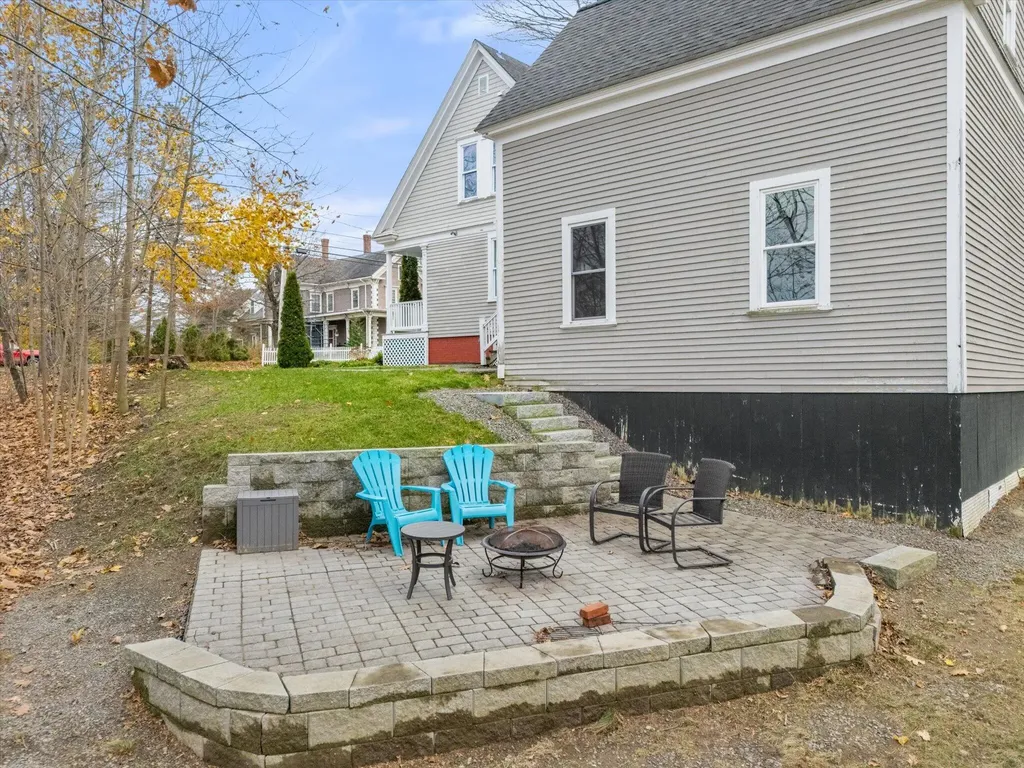 219 Brunswick Avenue Gardiner ME 04345