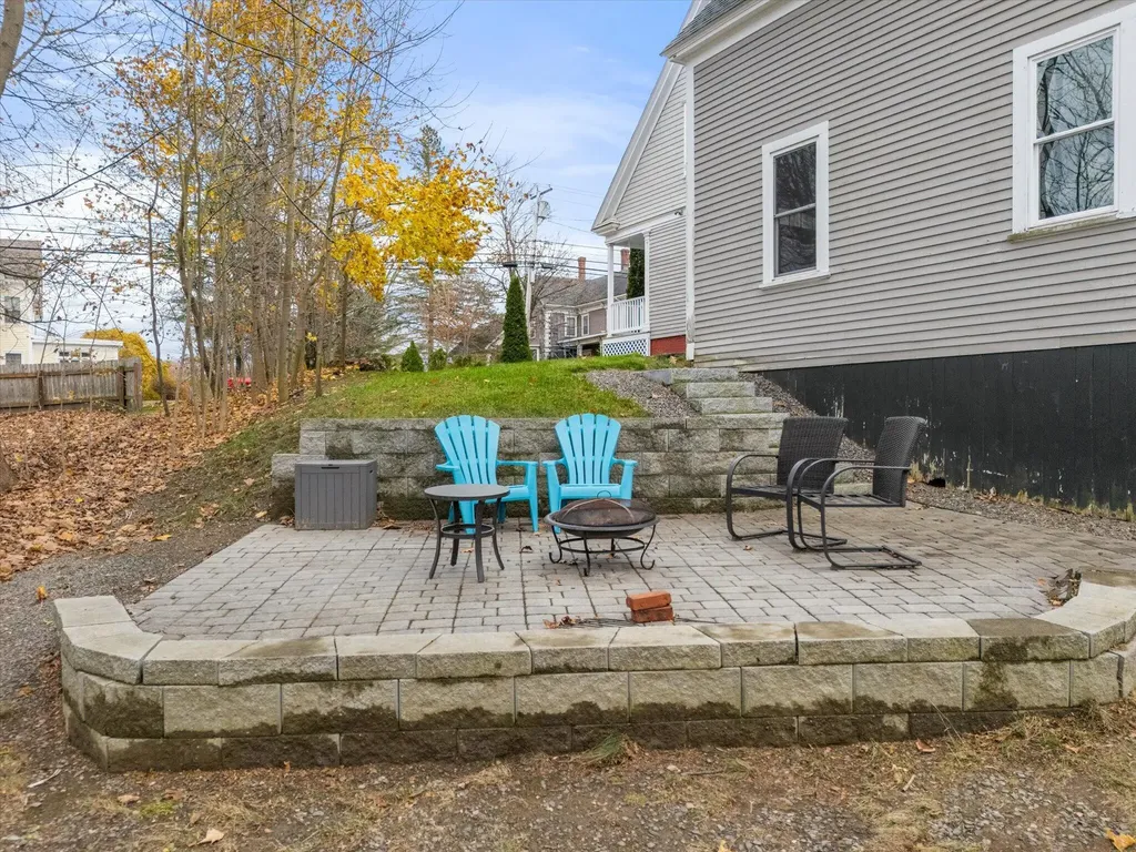 219 Brunswick Avenue Gardiner ME 04345