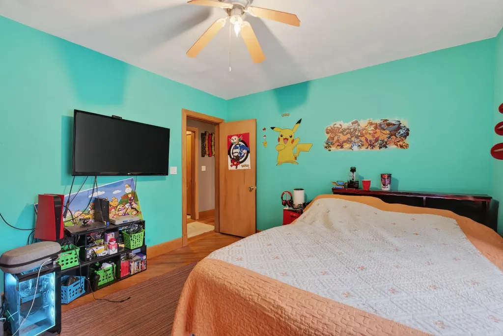 122 Belgrade Road Oakland ME 04963