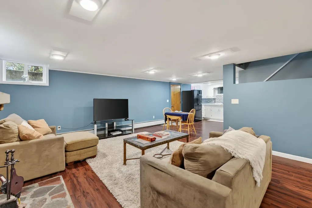 122 Belgrade Road Oakland ME 04963