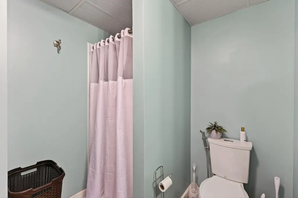 122 Belgrade Road Oakland ME 04963