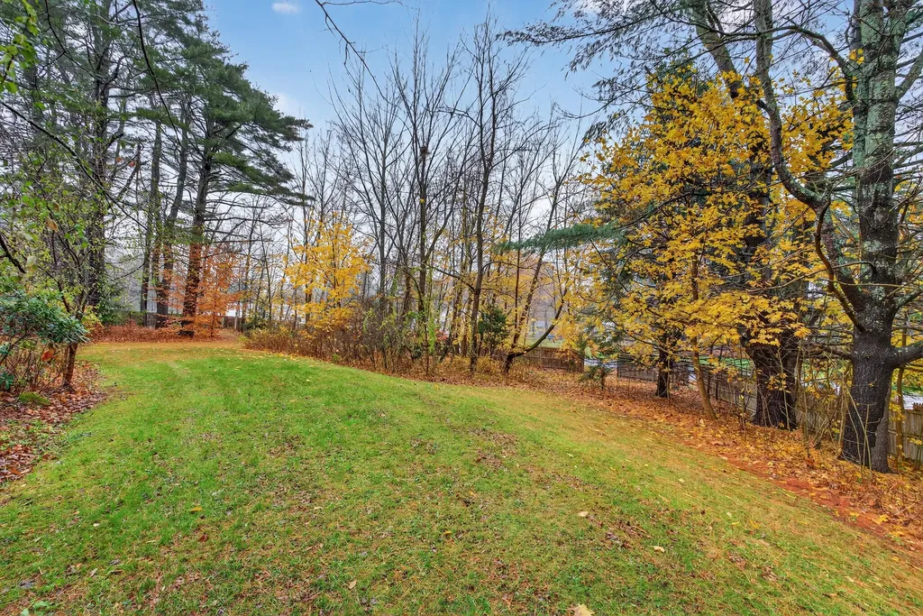 122 Belgrade Road Oakland ME 04963