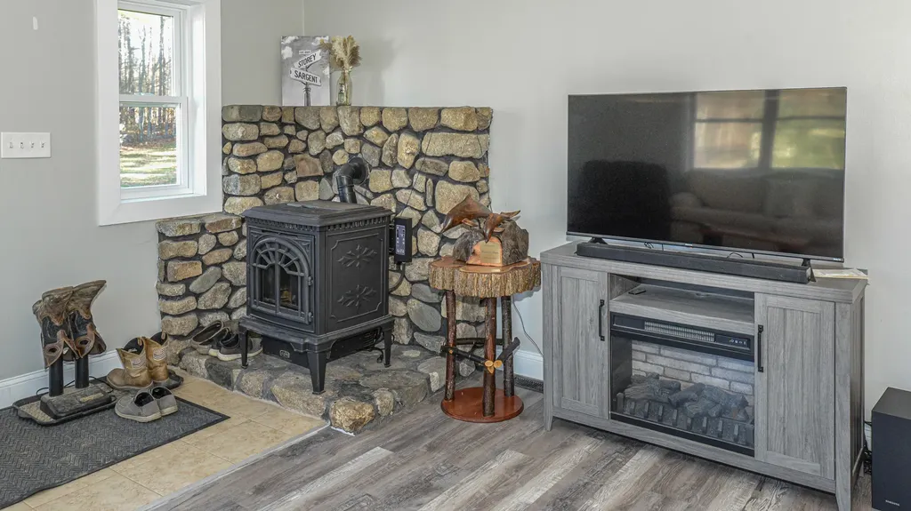 13 Brown Avenue Casco ME 04015