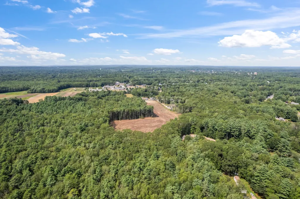 Lot 14 Village Circle Brunswick ME 04011