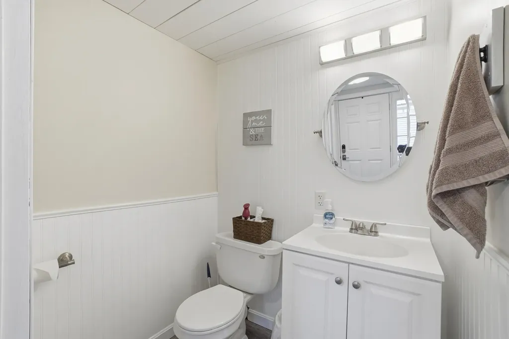 6 Mattanawcook Street Lincoln ME 04457