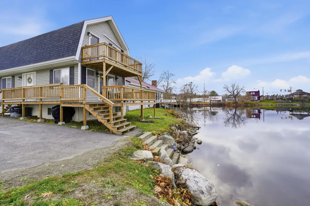 6 Mattanawcook Street Lincoln ME 04457