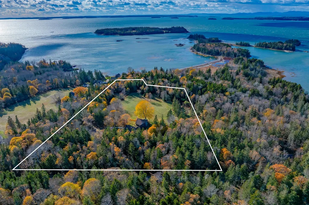 15 Southwest Harbor Road Deer Isle ME 04627