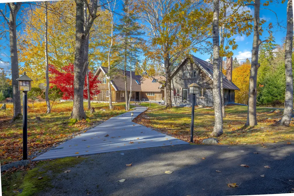15 Southwest Harbor Road Deer Isle ME 04627