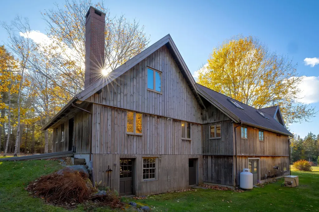 15 Southwest Harbor Road Deer Isle ME 04627