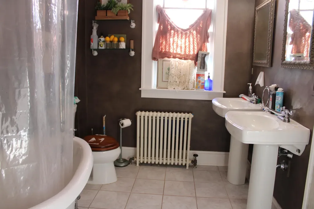 175 Maine Avenue Millinocket ME 04462