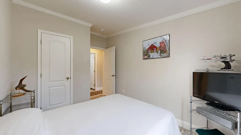 11 Trent Drive Lisbon ME 04250