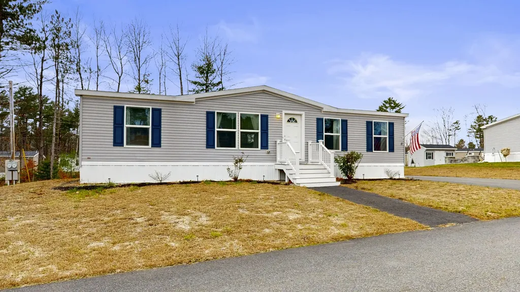 11 Trent Drive Lisbon ME 04250