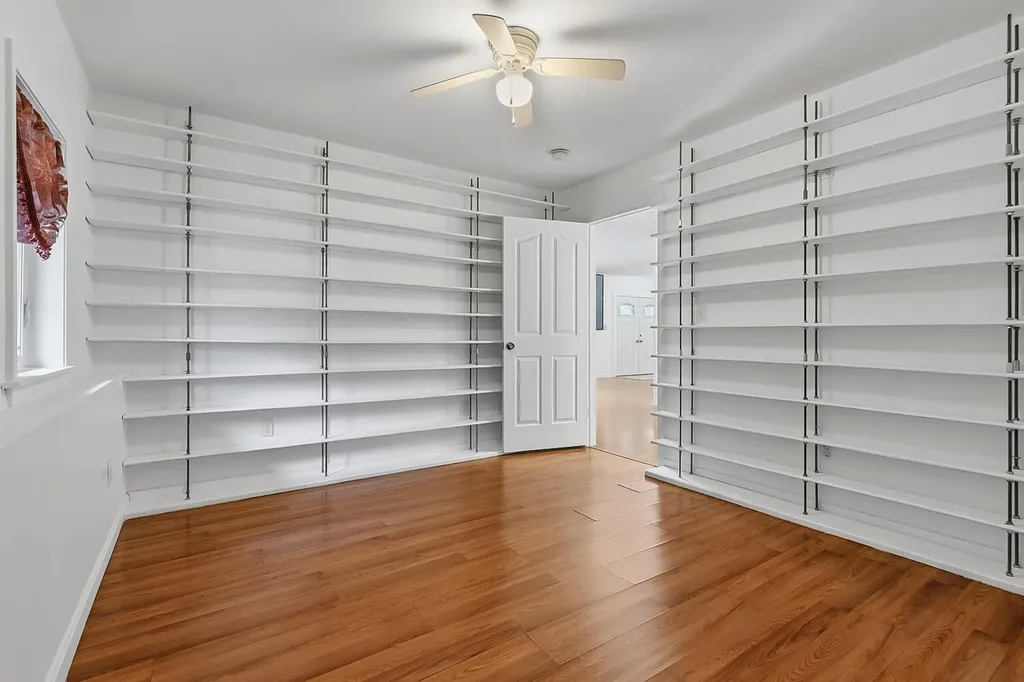 78 High Point Place Bradley ME 04411
