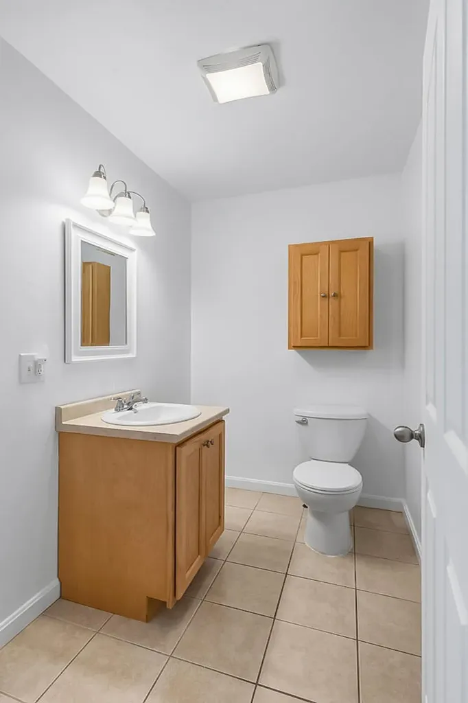 78 High Point Place Bradley ME 04411