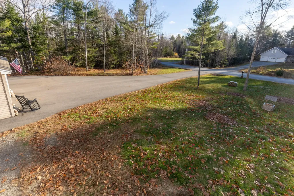 78 High Point Place Bradley ME 04411