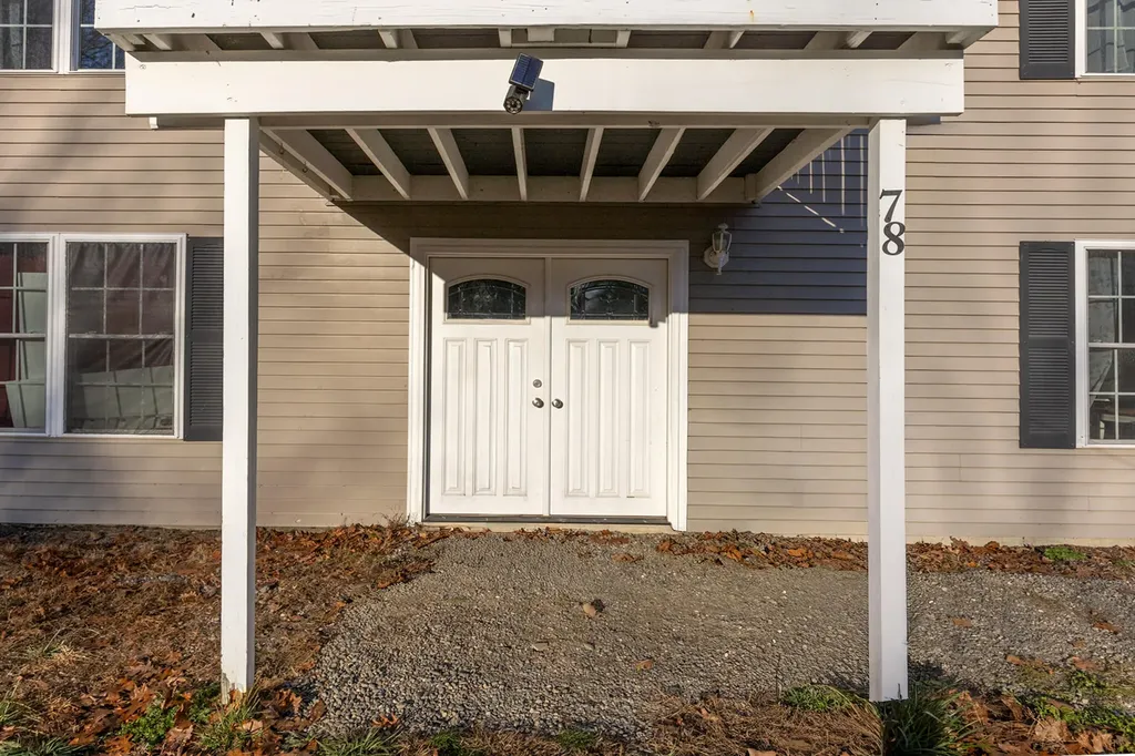 78 High Point Place Bradley ME 04411