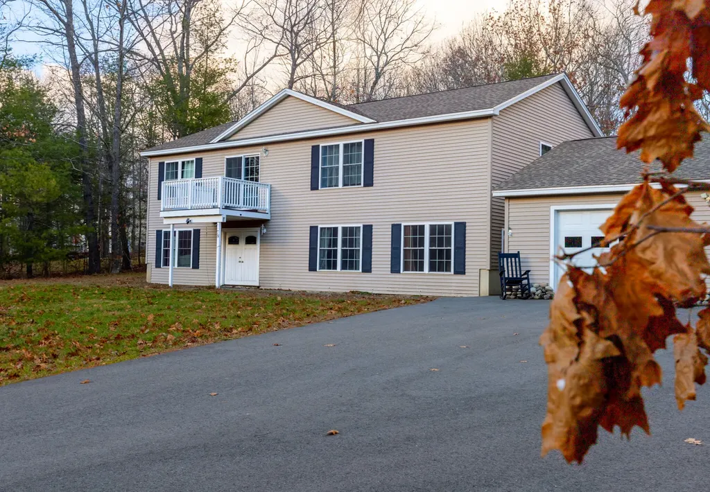 78 High Point Place Bradley ME 04411