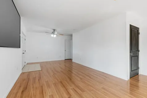 78 High Point Place Bradley ME 04411