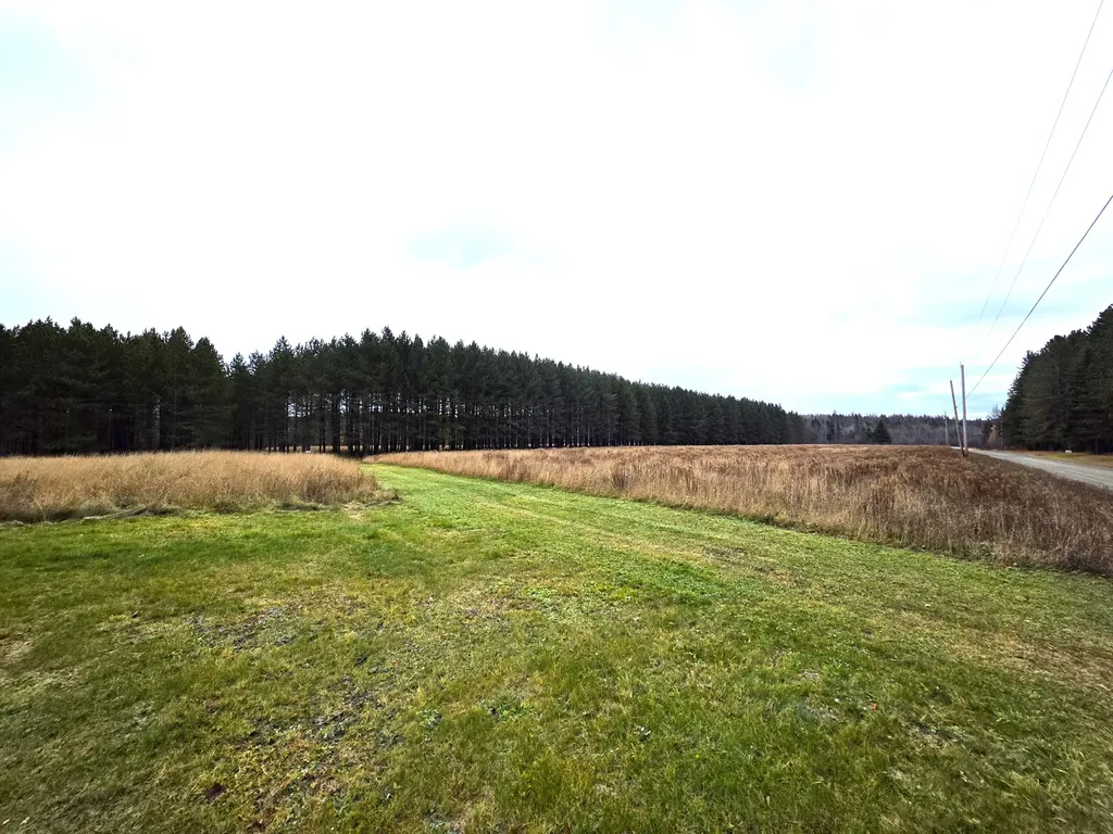 M02, L026 Mcintyre Road Woodland ME 04736