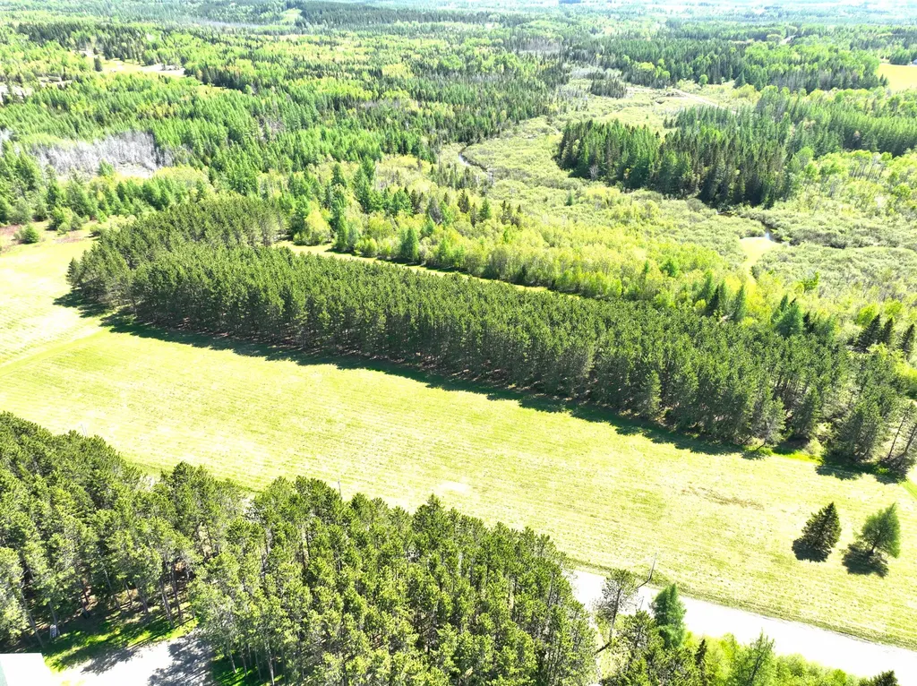 M02, L026 Mcintyre Road Woodland ME 04736