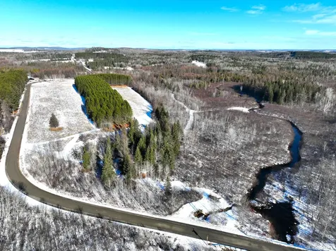 M02, L026 Mcintyre Road Woodland ME 04736