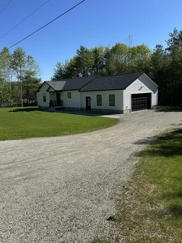 71 Quarry Road Limerick ME 04048